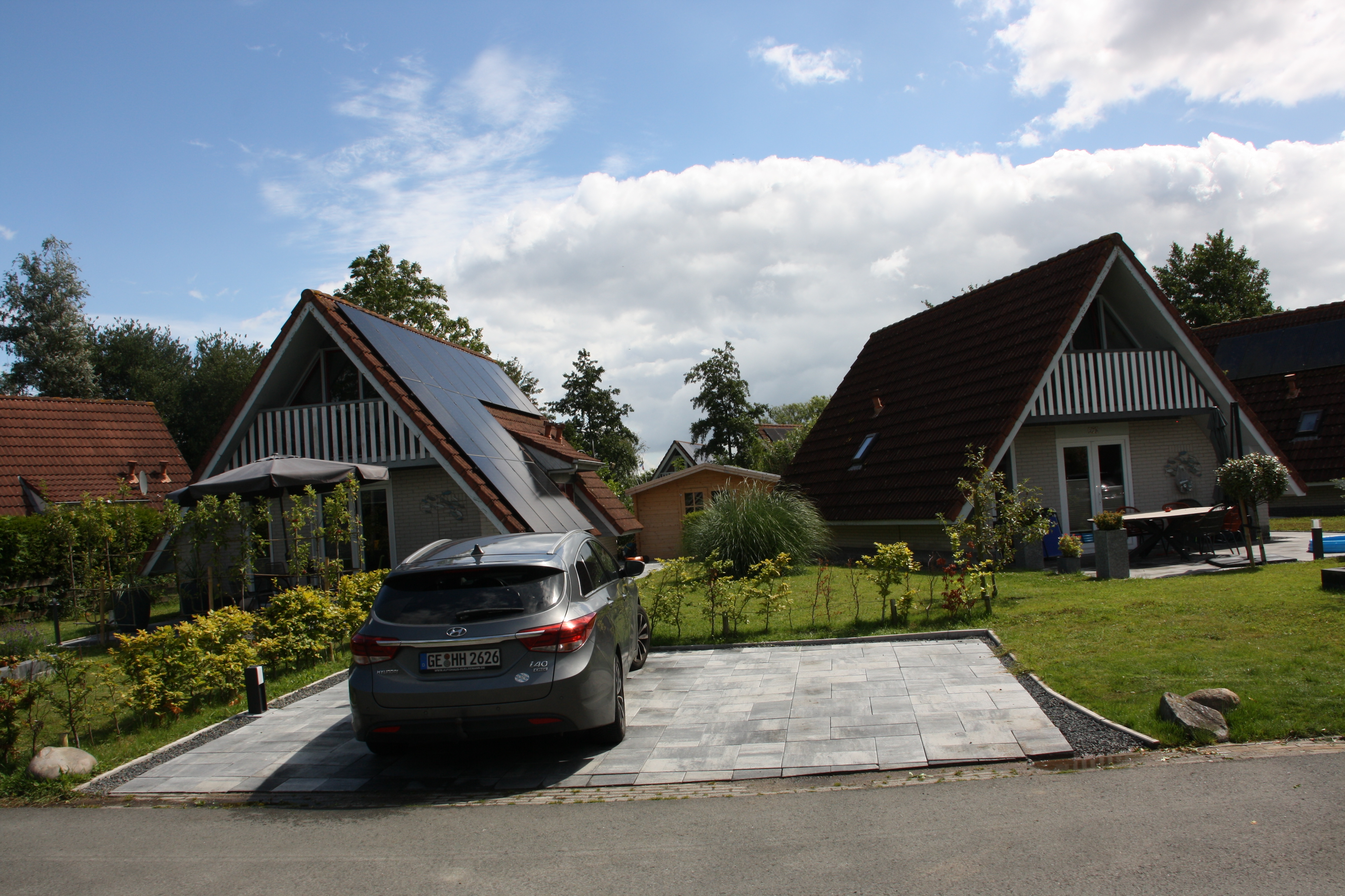 Unsere beiden Ferienhäuser mit Garten und Terrasse in Oostmahorn